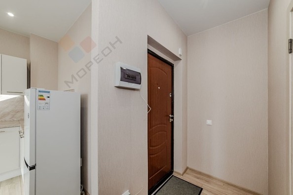 
   Продам 1-комнатную, 28 м², Бжегокайская ул, 23/1Ак1

. Фото 8.
