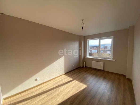 
   Продам 2-комнатную, 50 м², Маяковского ул, 2

. Фото 5.