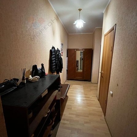 
   Продам 1-комнатную, 49.8 м², Космическая ул, 94к1

. Фото 2.