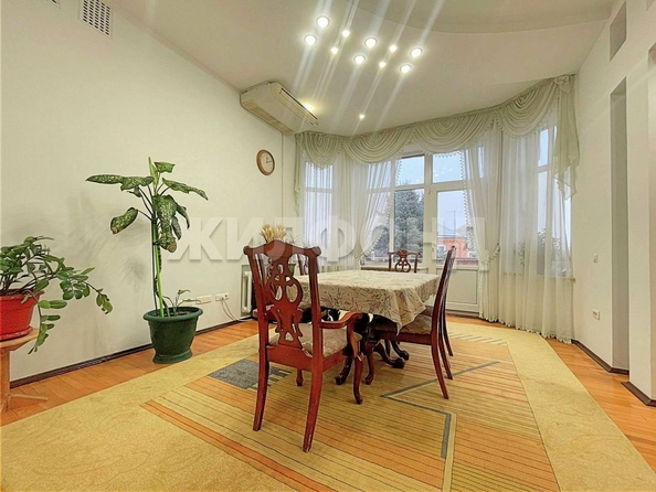 
  Продается дом 695 м². Фото 13.