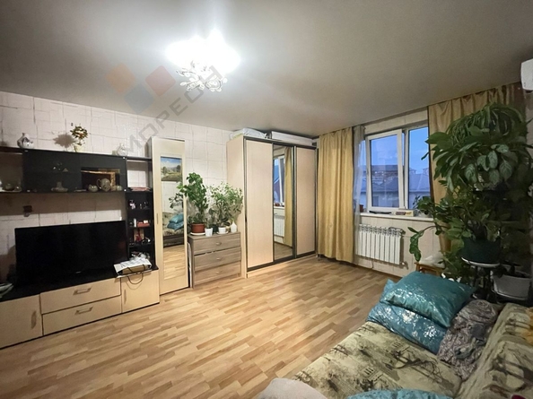 
   Продам 2-комнатную, 54.3 м², Краснодарская ул, 8/1

. Фото 1.