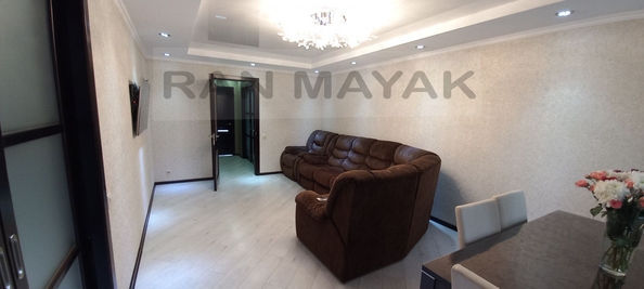 
   Продам 3-комнатную, 92.9 м², Пионерская 2-я ул, 374Е

. Фото 3.