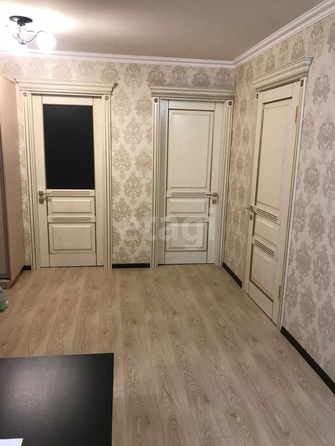 
   Продам 3-комнатную, 72 м², Чкалова ул, 65

. Фото 2.