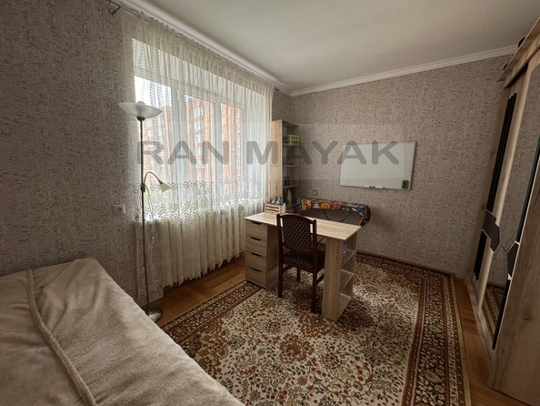 
   Продам 3-комнатную, 65.3 м², Димитрова ул, 2

. Фото 3.