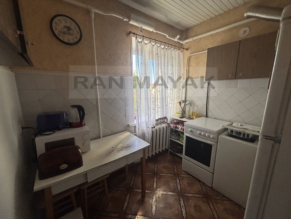 
   Продам 2-комнатную, 42.8 м², Ленина ул, 12

. Фото 1.