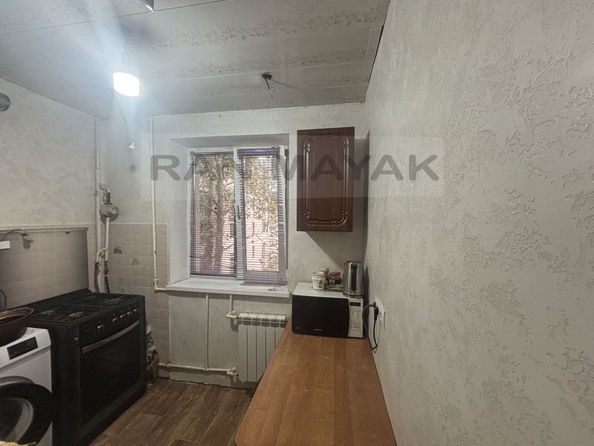 
   Продам 3-комнатную, 57.2 м², Ленина ул, 12

. Фото 1.