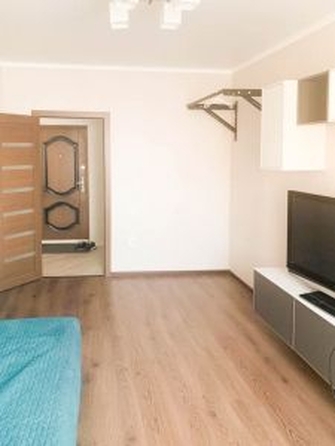 
   Продам 2-комнатную, 50 м², Гагарина 1-й пер, 188/2к1

. Фото 2.