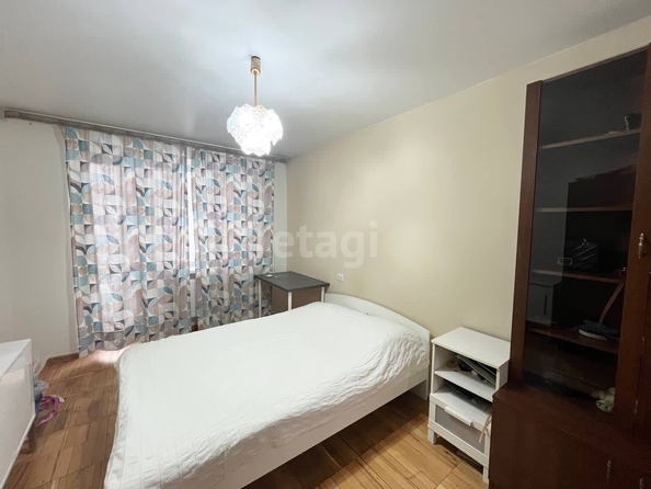 
   Продам 3-комнатную, 61.4 м², Ленина ул, 16

. Фото 3.