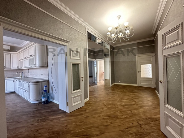 
   Продам дом, 217 м², Гавердовский

. Фото 2.