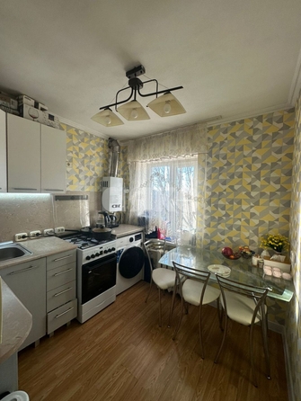 
   Продам 2-комнатную, 47 м², Ленина ул, 80

. Фото 10.