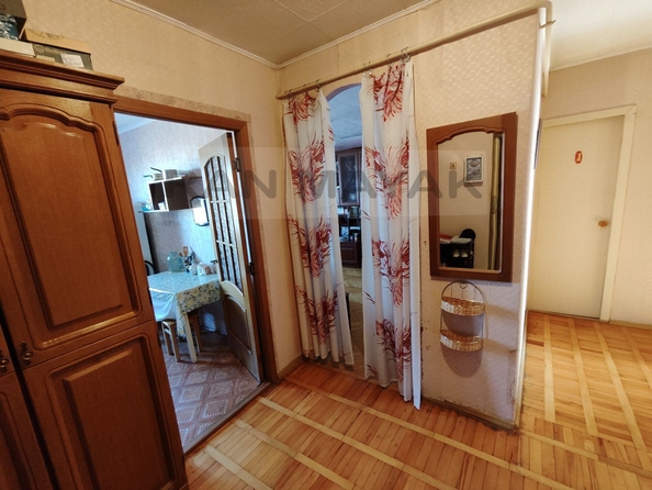 
   Продам 2-комнатную, 51 м², Ленина ул, 8

. Фото 2.