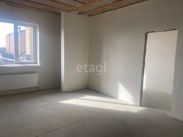 
   Продам 2-комнатную, 90 м², Дружбы ул, 57

. Фото 1.