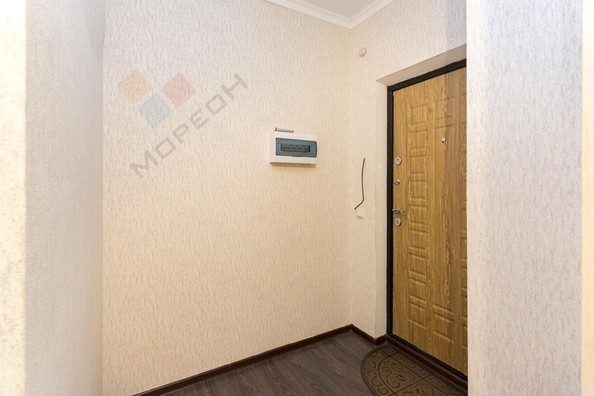 
   Продам 2-комнатную, 55 м², Героя Сарабеева В.И. ул, 9

. Фото 13.