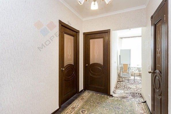 
   Продам 2-комнатную, 55 м², Героя Сарабеева В.И. ул, 9

. Фото 15.