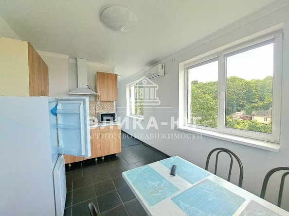 
  Продается 1-комнатный апартамент, 39.8 м², Ростовская ул
. Фото 4.