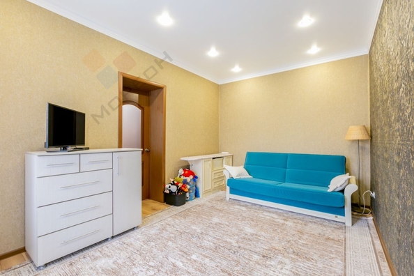 
   Продам 1-комнатную, 40.6 м², Черкасская ул, 115

. Фото 7.