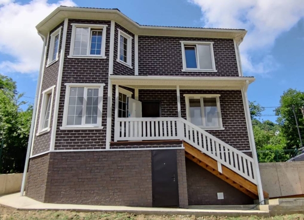 
   Продам дом, 220 м², Сочи

. Фото 1.