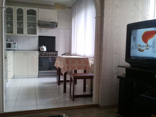 
   Продам 3-комнатную, 72 м², Воровского ул, 58

. Фото 2.