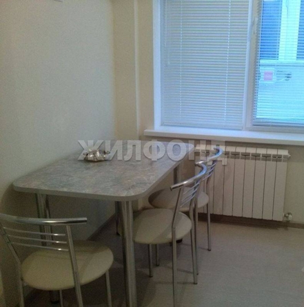 
  Сдается 1-комн. квартира, 40 м², Клубничная ул, д. 6б
. Фото 4.