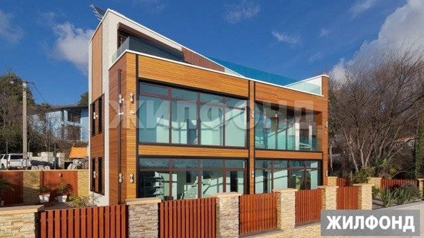 
   Продам дом, 256 м², Сочи

. Фото 1.