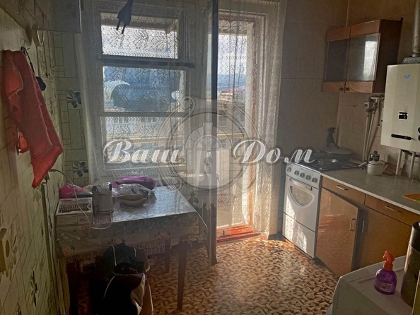 
   Продам 3-комнатную, 72 м², Парус мкр, 23

. Фото 9.