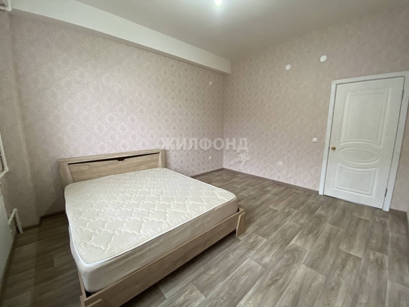 
   Продам 3-комнатную, 84 м², Петрозаводская ул, 26а/1

. Фото 2.