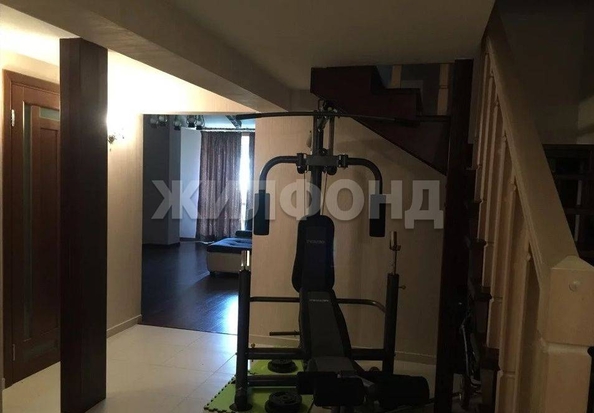 
   Продам 3-комнатную, 107 м², Полтавская ул, 14

. Фото 12.