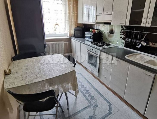 
   Продам 2-комнатную, 54 м², Кольцевая ул, 2/1

. Фото 10.