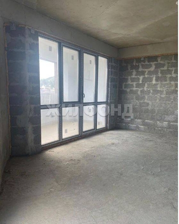 
   Продам 2-комнатную, 54 м², Крымская ул, 44а

. Фото 3.