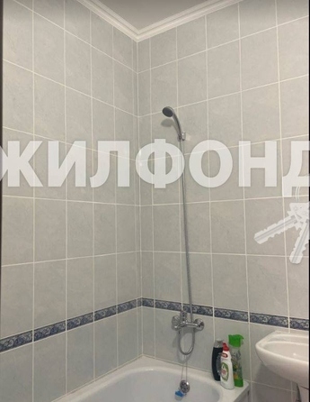 
   Продам 1-комнатную, 42 м², Ленинградская ул, 26а

. Фото 4.