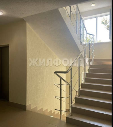 
   Продам 1-комнатную, 42 м², Ленинградская ул, 26а

. Фото 9.