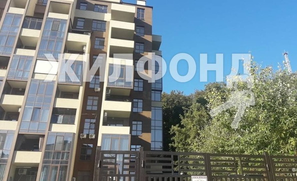 
   Продам 2-комнатную, 66 м², , 96/5б

. Фото 2.