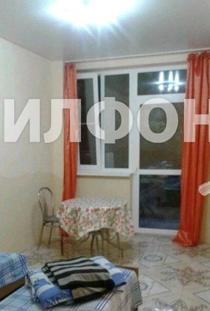 
   Продам студию, 30 м², Туренко ул, 32А

. Фото 1.