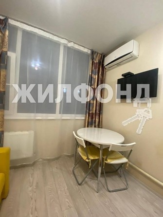 
   Продам 1-комнатную, 20 м², Молодогвардейская ул, 2/57

. Фото 7.