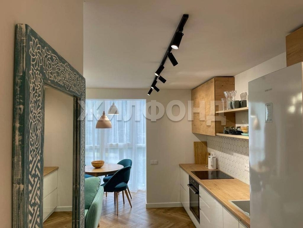 
   Продам 3-комнатную, 64 м², Тепличная ул, 83/2

. Фото 4.