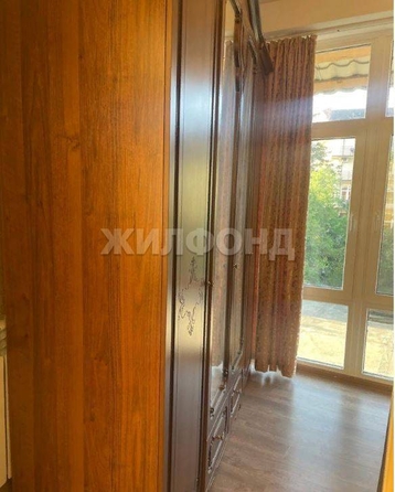 
   Продам 3-комнатную, 54 м², Искры ул, 2/1

. Фото 5.