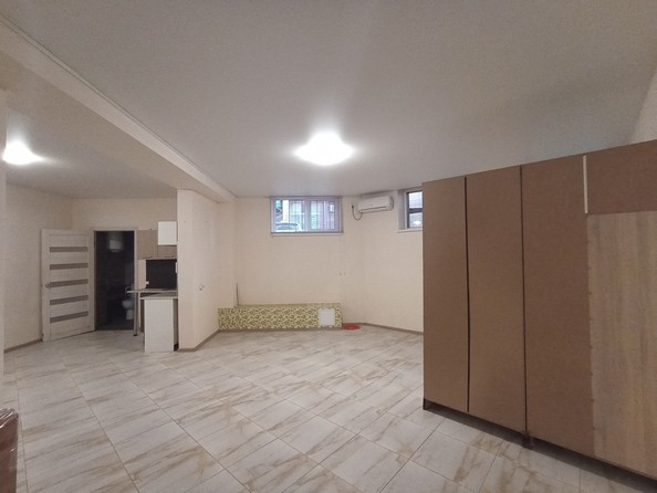 
   Продам студию, 62 м², Зеленая ул, 1В

. Фото 2.