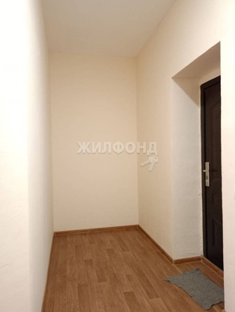 
   Продам 1-комнатную, 37.7 м², генерала Петрова И.Т. ул, 3

. Фото 14.