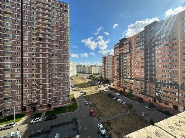 
   Продам 2-комнатную, 62 м², Валерия Гассия ул, 3

. Фото 8.