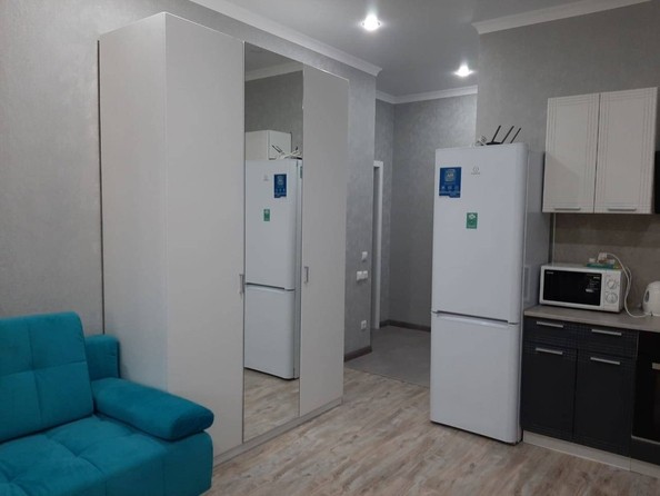 
   Продам 1-комнатную, 25 м², Просвещения ул, 118Б

. Фото 2.