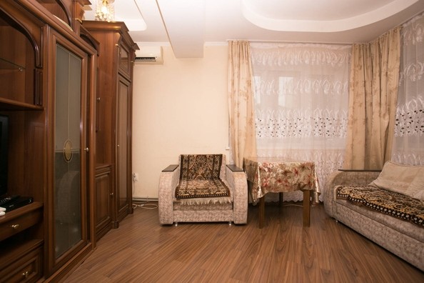
   Продам 2-комнатную, 60 м², Кирова ул, 145

. Фото 3.
