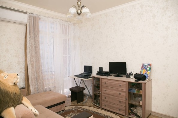 
   Продам 2-комнатную, 40 м², Троицкая ул, 31/11

. Фото 2.