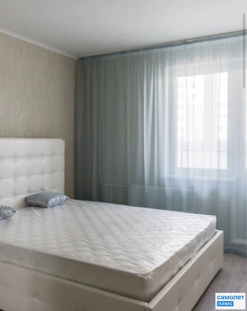 
   Продам 3-комнатную, 77.73 м², Генерала Трошева Г.Н. ул, 21

. Фото 3.