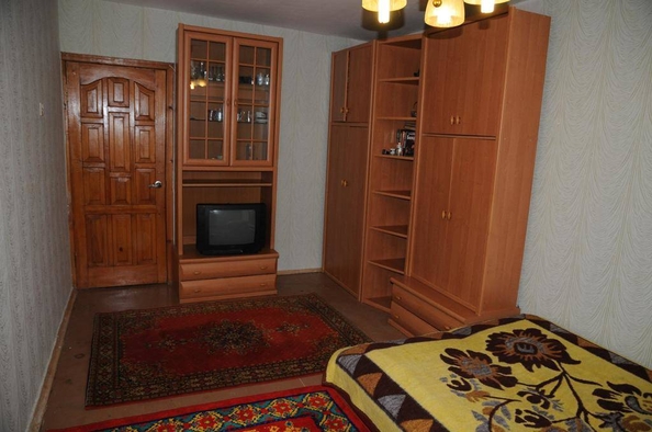 
   Продам 2-комнатную, 49 м², Ростовская ул, 7

. Фото 4.