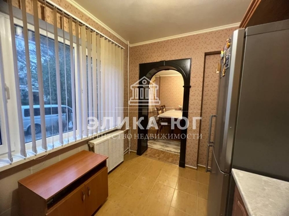 
   Продам 3-комнатную, 65 м², 2-й мкр

. Фото 13.