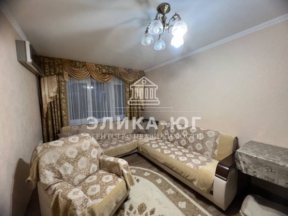 
   Продам 3-комнатную, 65 м², 2-й мкр

. Фото 19.