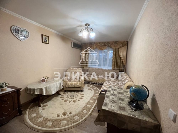 
   Продам 3-комнатную, 65 м², 2-й мкр

. Фото 8.