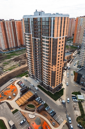 
   Продам 3-комнатную, 63.1 м², Героя Георгия Бочарникова ул, 2

. Фото 4.