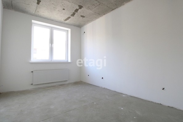 
   Продам 1-комнатную, 38.7 м², Героя Георгия Бочарникова ул, 4 к3

. Фото 2.