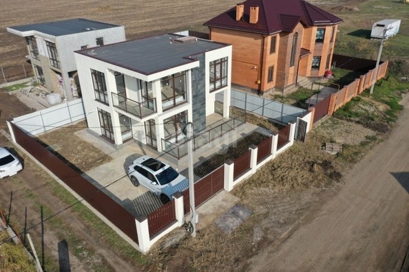 
   Продам дом, 130.1 м², Краснодар

. Фото 2.